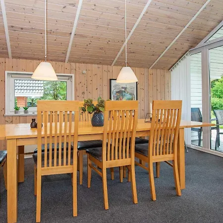 8 Person In Oksbol-by Traum Oksbøl